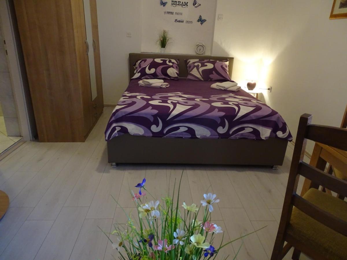 Apartments Sime Dinjiska Ngoại thất bức ảnh